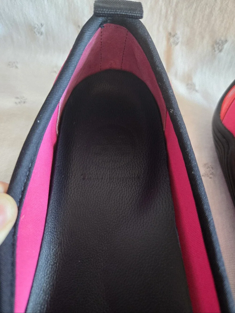 Tory Burch Hot Pink and Black Logo Slip-On Neoprene Water Shoes Size 9